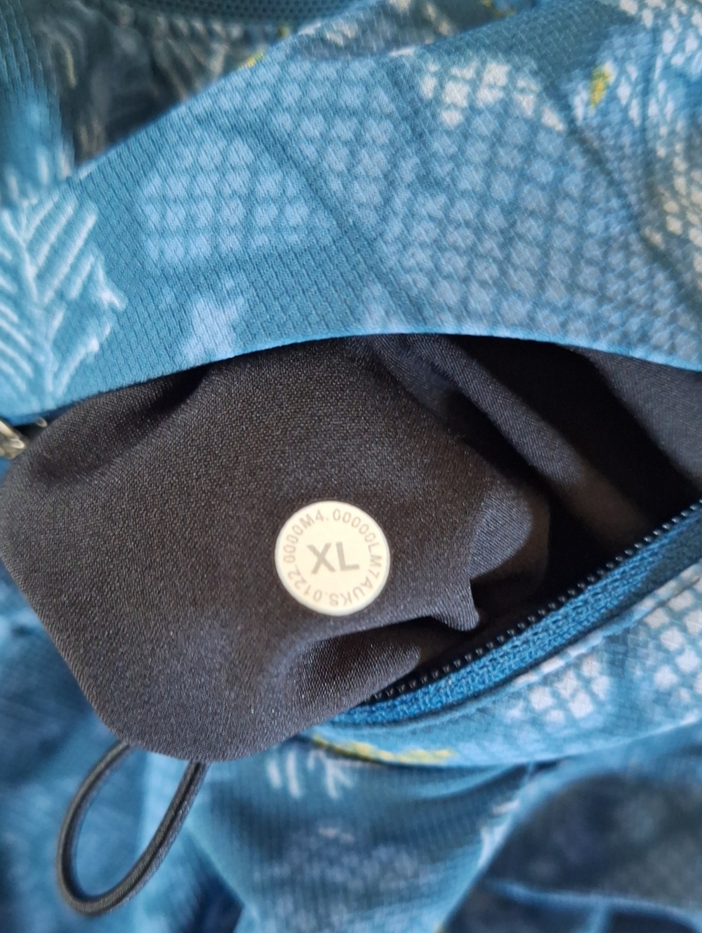 Lululemon Blue License to Train Linerless Short 7"  XL - Picture 3 of 7